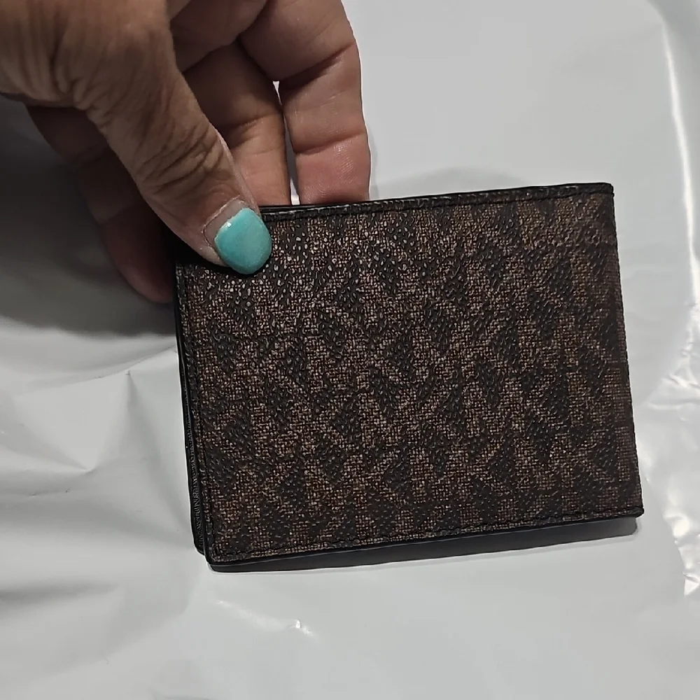 Michael Kors Brown Logo Money And Card Wallet
